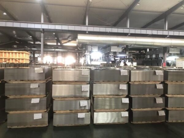 Printing Electrolytic Tin Plate Square Candy Tin Box with Excellent Corrosion Resistance